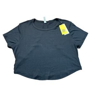 NWT All In Motion Cropped Activewear Top Slim Fit Stretchy‎ Black Women's XL